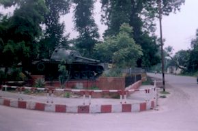 tank.jpg (13438 bytes)